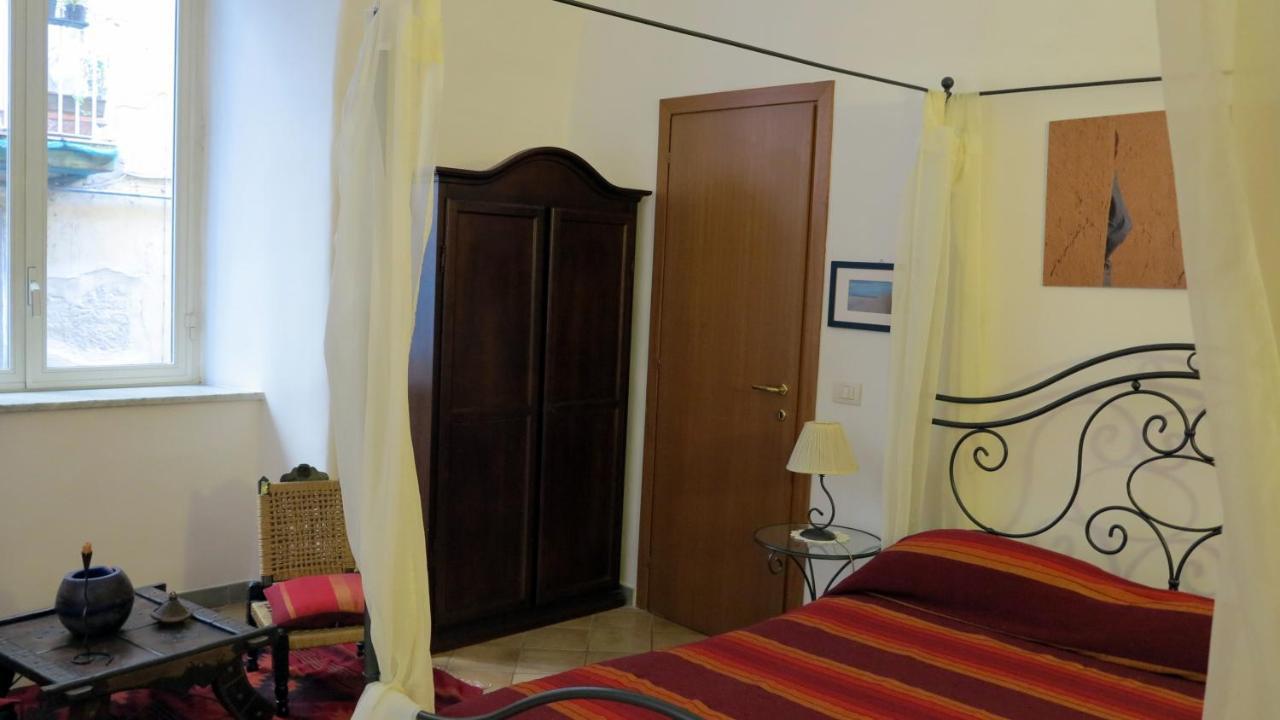 - B&B "Centro Antico" - Napoli Eksteriør billede